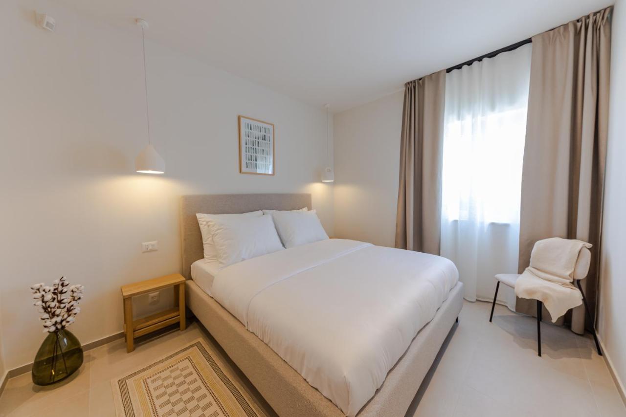 The Olive Poolhouse Apartment สปลิท ภายนอก รูปภาพ